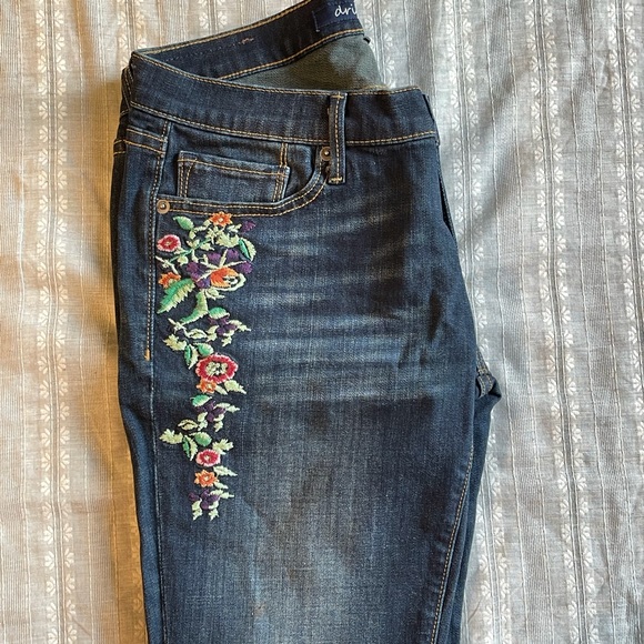 Driftwood Embroidered Jeans - Picture 4 of 14